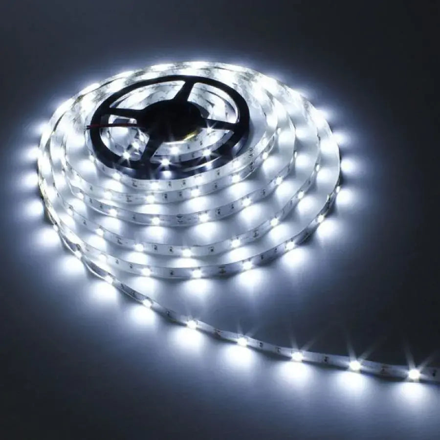 Rolă de bandă LED 5050 de 12V, 5 m, protejată IP65