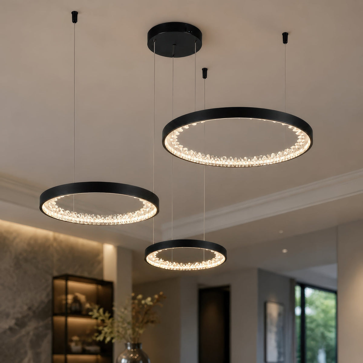 Lustra LED suspendata cu telecomanda, Cristale K9, 80W, 3 Cercuri, lumina Rece/Calda/Neutra, Dimabila, Negru, Inaltime Reglabila