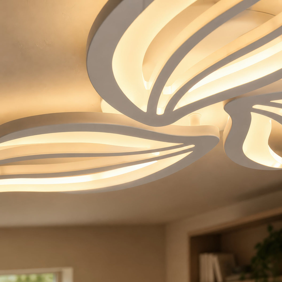 Lustra LED cu telecomanda SAKURA 38W, 3 Petale, lumina Rece/Calda/Neutra, Dimabila, Alb, Metal si Acril, imaginea 2