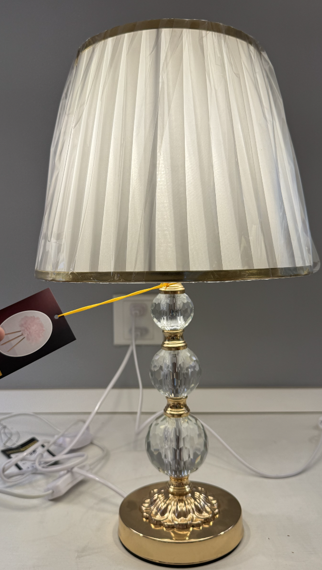 Veioza VZ213WH, 1x E27, Metal si Textil, Alb si Auriu